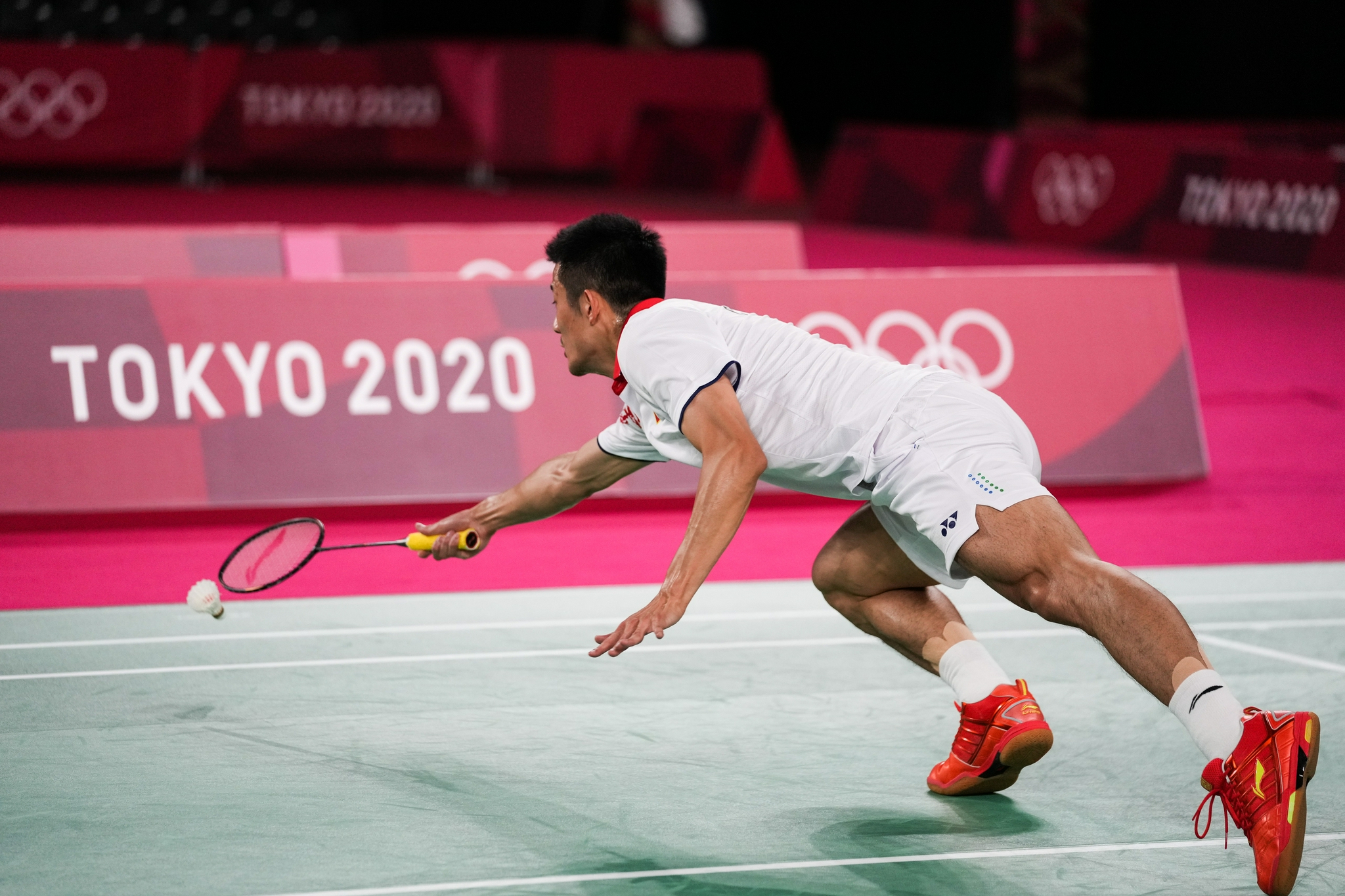 丹麦羽毛球队险胜中国羽毛球队,谌龙统治全场的简单介绍 丹麦羽毛球队险胜中国羽毛球队,谌龙统治全场的简单介绍