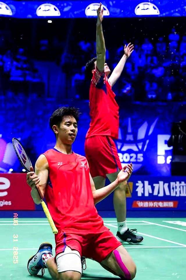 印尼羽毛球队轻取英格兰羽毛球队，李宗伟打破历史纪录的简单介绍