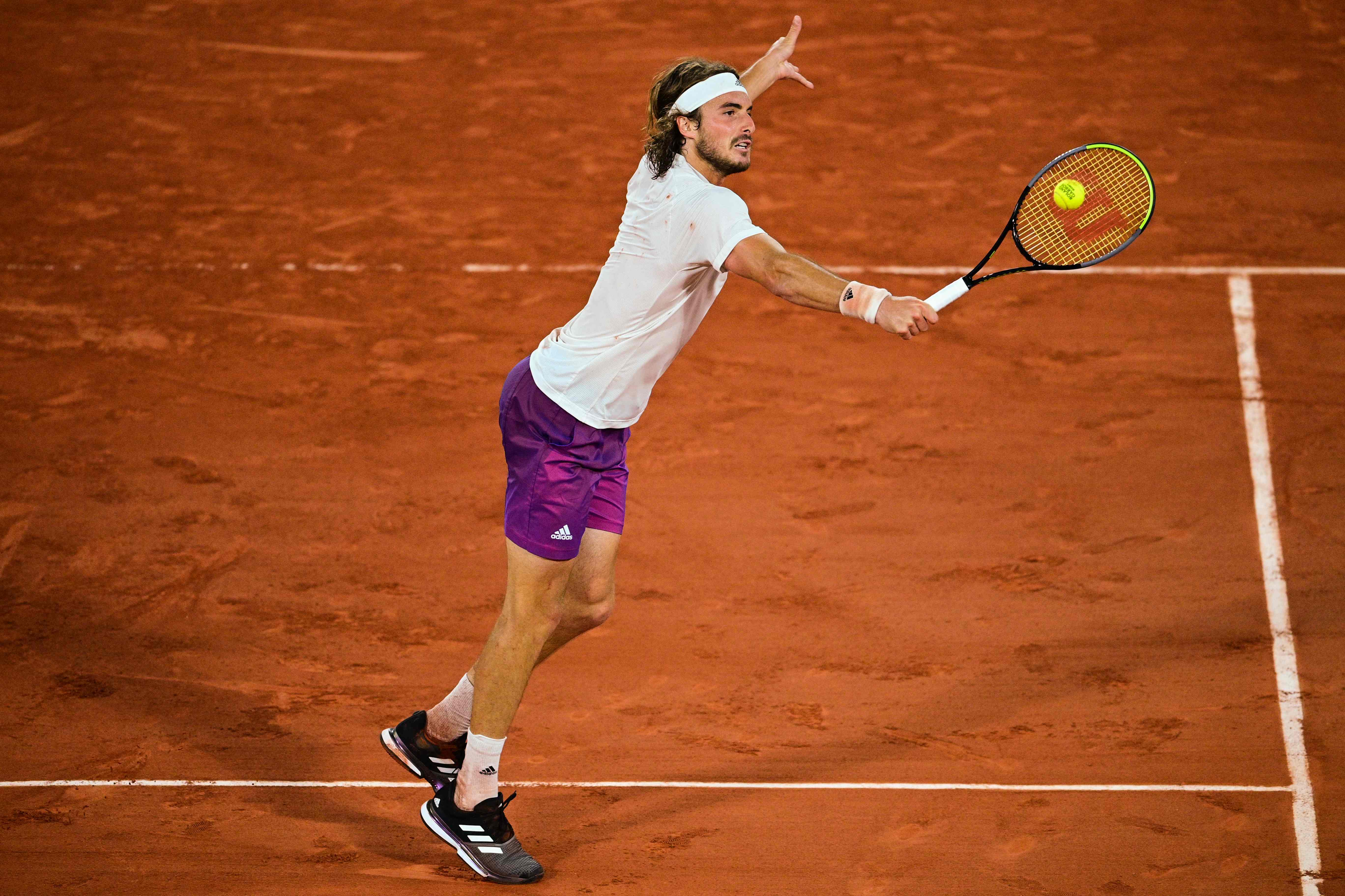 关于世界网球队完胜美国网球队,西西帕斯高光表现的信息 关于世界网球队完胜美国网球队,西西帕斯高光表现的信息